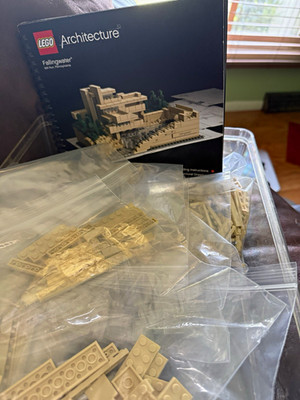 LEGO Architecture Fallingwater 21005 Architect Series 811 pcs 16+ No Box