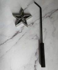 Kitchen Supply Rosette Bunuelos Cookie Mold, Star  2.75 x 0.5 In Vintage #MC1-54