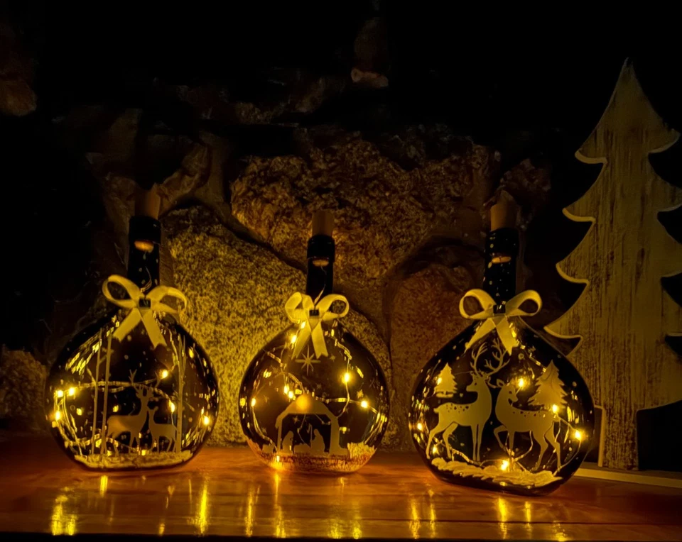 Escenas navideñas de invierno hechas a mano decorativas (3) botellas con luces de hadas Foto 4 de 4