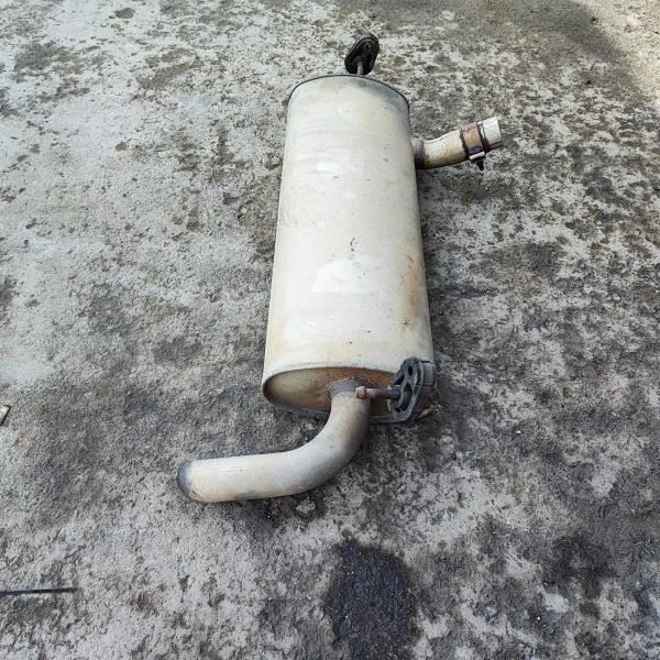 2012-2017 Jeep Wrangler 3.6L 4x4 Exhaust Muffler 05147215AD OEM - Image 2 of 4