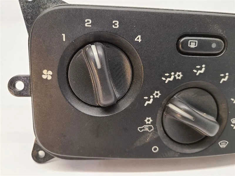 Jeep Liberty 2002 2003 control de temperatura con aire acondicionado 55037533AD Foto 3 de 4