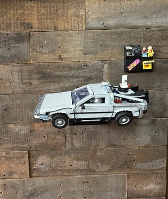 DISPLAY MY BRICKS Wall mount For Lego Back To The Future Time Machine 10300
