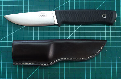 Custom Messerscheide für Fällkniven F1,  Rechts, Handgemacht, mit Clip