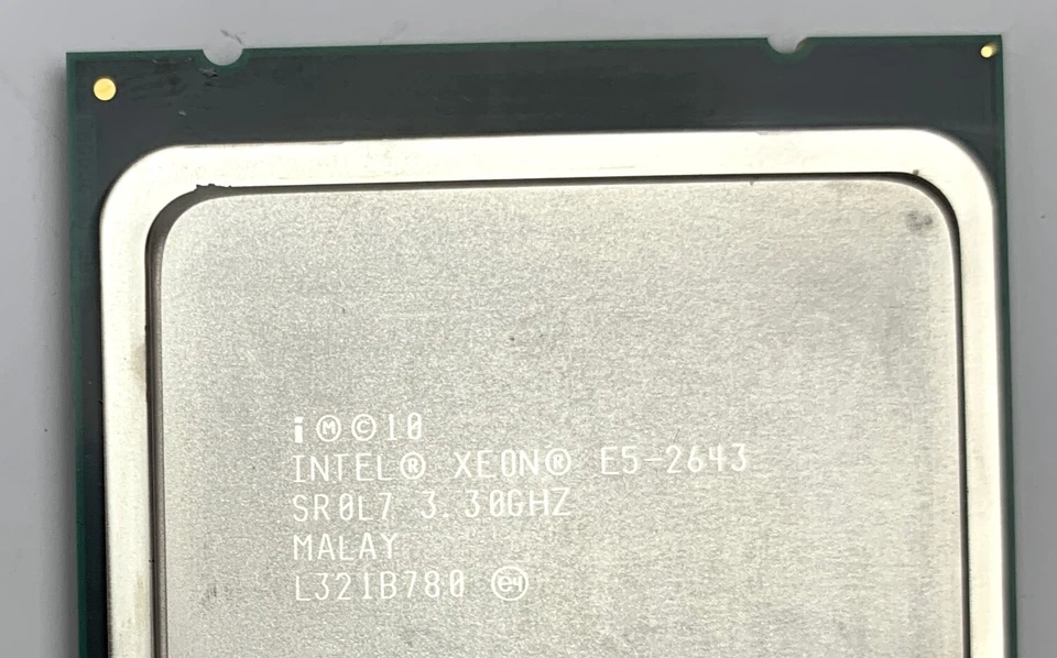 4x Intel Xeon E5-2643 - 4x 3,30 -3, 50 GHZ Server-Cpu/Processore (SR0L7) LGA2011 - Immagine 4 di 4