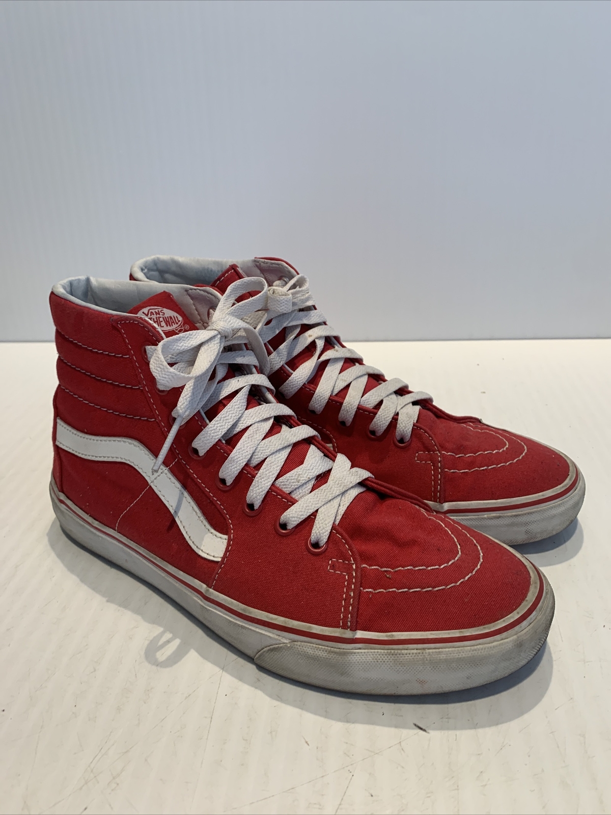 Vans Red White Trim High Top Skateboard Shoes Men 9 … Gem