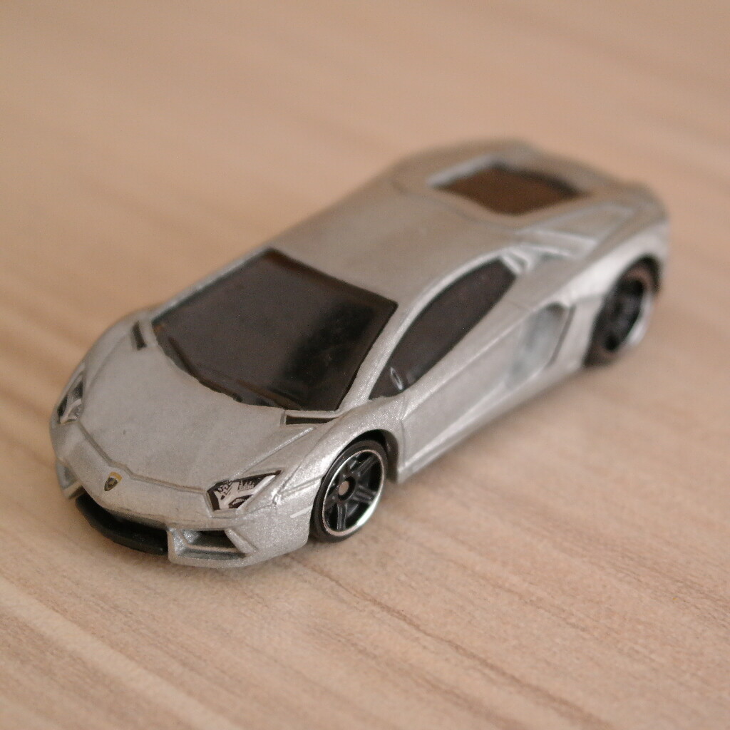 2012 LAMBORGHINI AVENTADOR LP 700-4 HOT WHEELS DIECAST CAR TOY | eBay