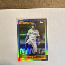 Topps Julio Rodríguez #U90-3 Mariners 2025 Update 35th Anniversary Card