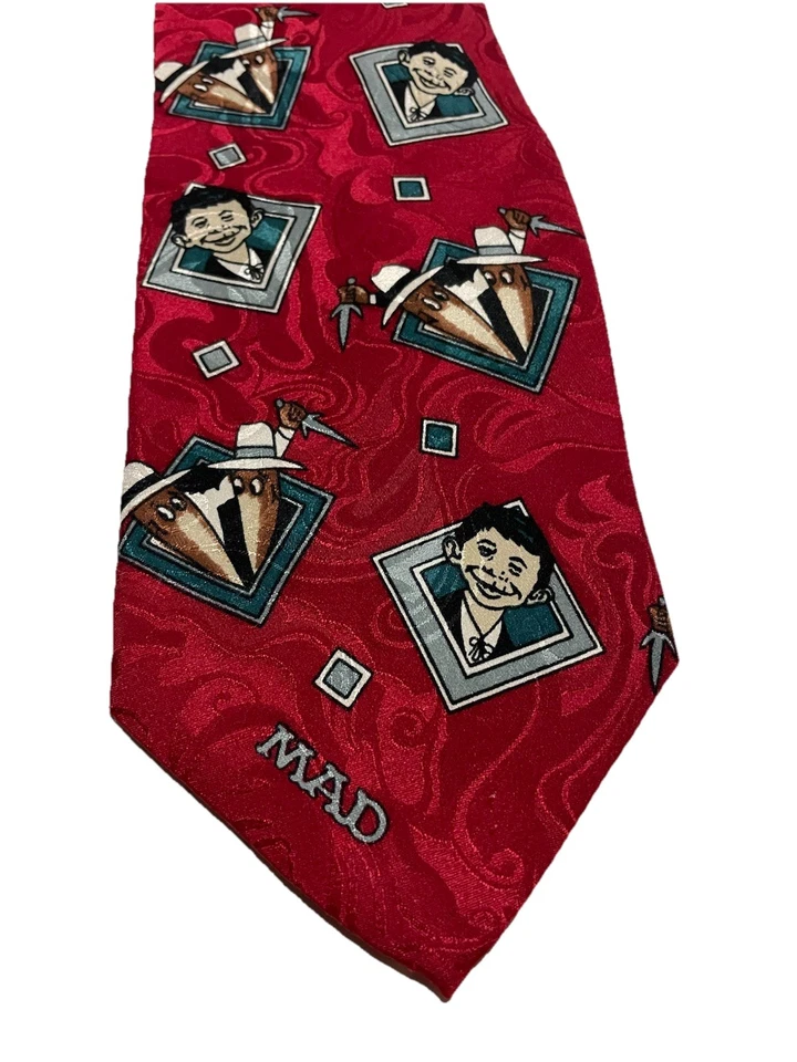 Corbata de seda MAD Magazine con Alfred E. Neuman & Spy Vs. Spy! Fantástica forma! Foto 2 de 4