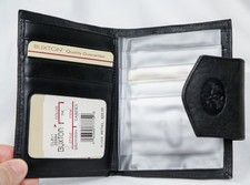 NWT Buxton Women  s Leather Folding Wallet  Coin Pocket Black 8 Credit Card Slot