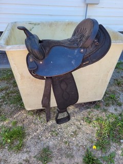 16'' Black Big Horn # 105 Western Trail saddle QH BARS LEATHER/CORDURA
