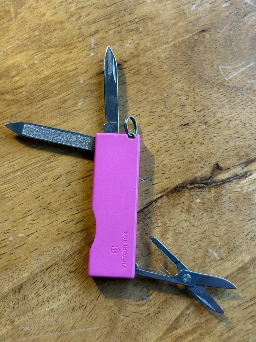 Spatule Victorinox unique en son genre, très rare