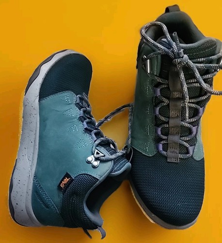 TEVA Arrowood Mid WP Green /gray Trail Shoe US 7 Women