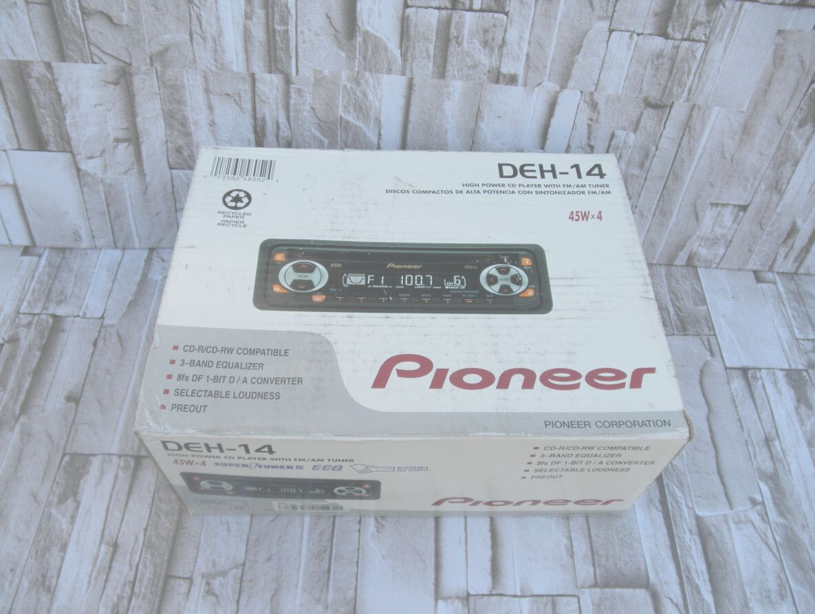 NEW 2002 VINTAGE PIONEER DEH-14 CD PLAYER,AM/FM TUNER,DETACHABLE