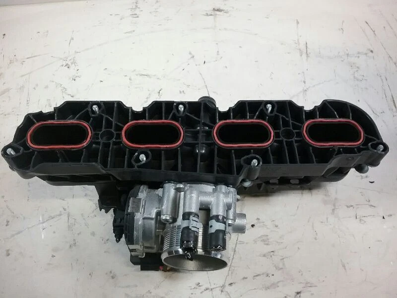 2019 Jaguar XE fits 18-19 2.0L intake manifold assembly Foto 2 de 4