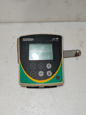 OAKTON PH700 BENCHTOP PH METER