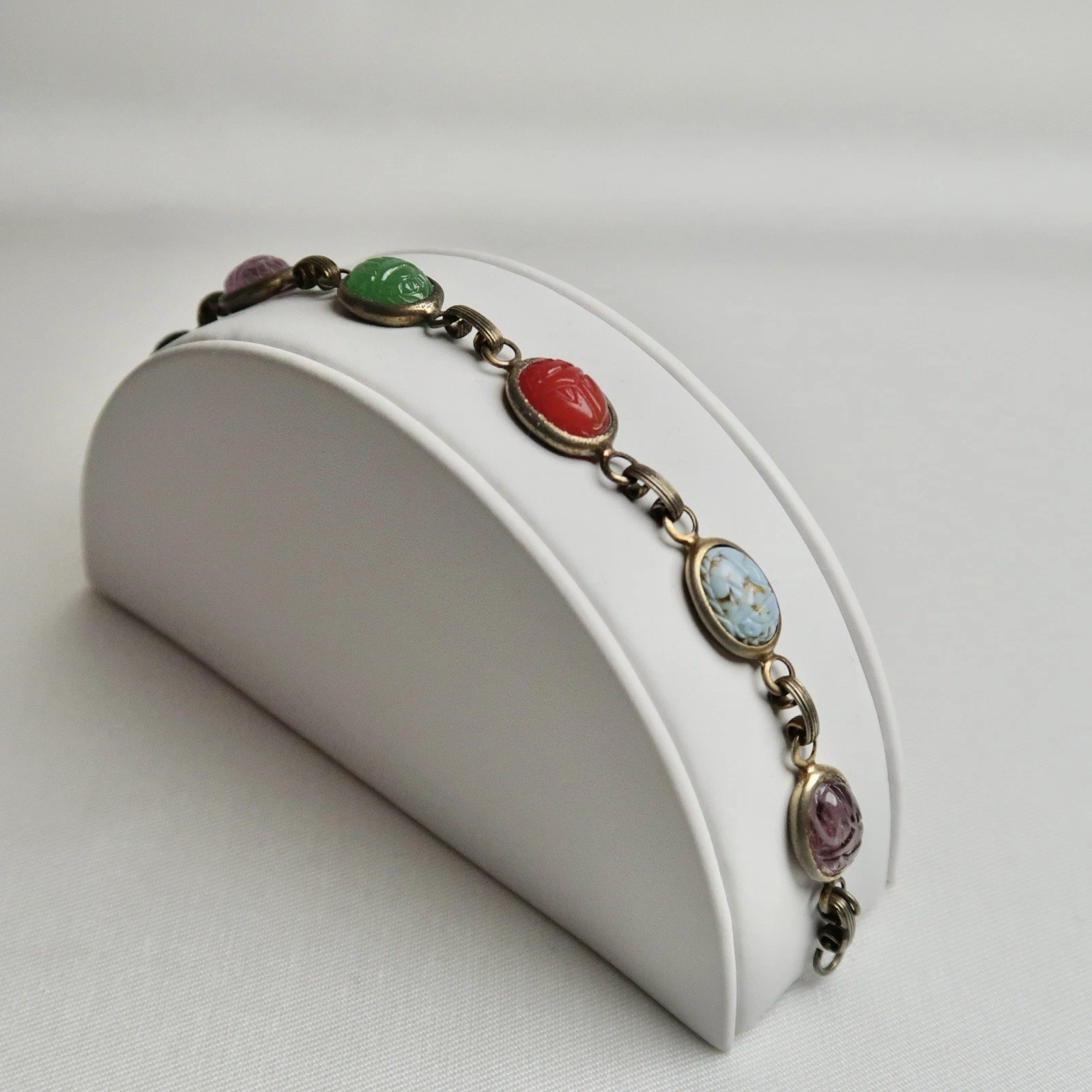 Scarab Beetle Egyptian Art Deco Revival Glass Vintage Bracelet Jewelry Br74