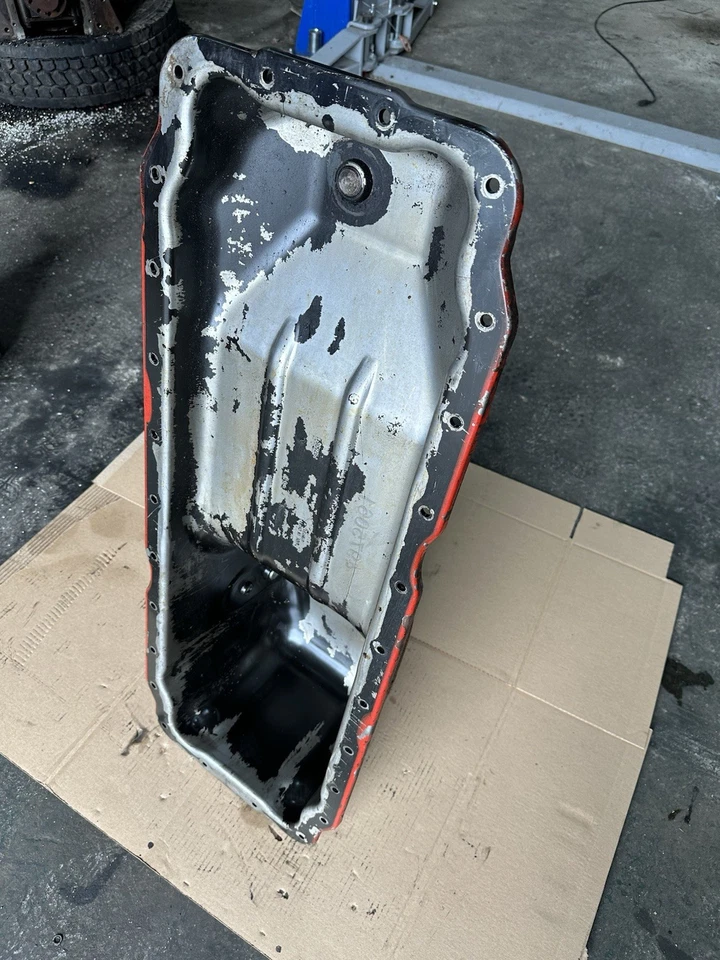 2011 Cummins ISX12 11.9L Diesel Engine Oil Pan 4975061 OEM - Image 4 of 4