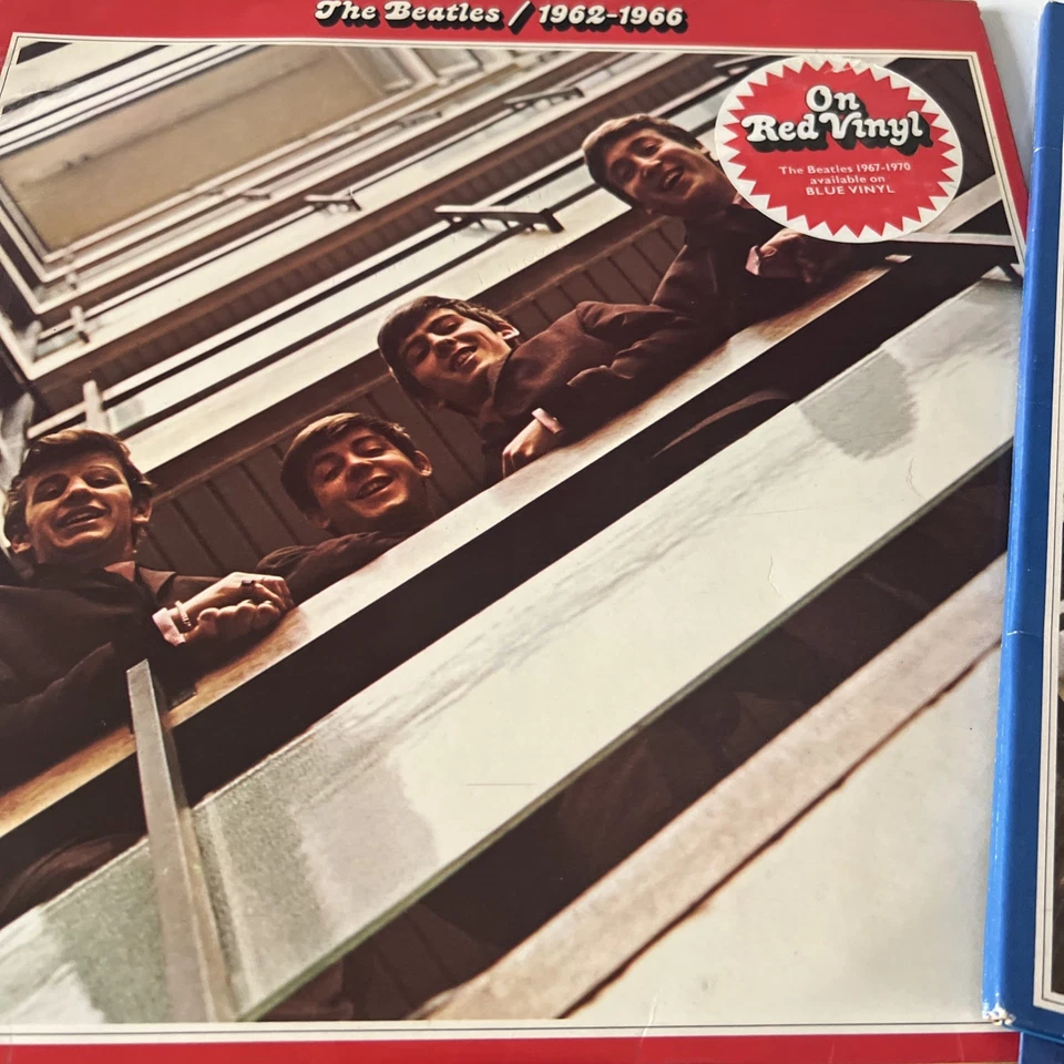The Beatles-1962-1966 & 1967-1970 1978 UK *Red & Blue Vinyl* w/Hype Stickers EX - Image 2 of 4