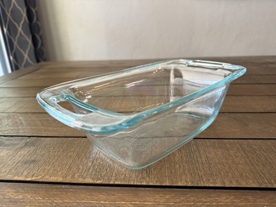 PYREX 213 Clear Glass Bread Loaf Pan, 1.5 Qt Quart, 3'' x 4 1/2'' x 8 1/2''