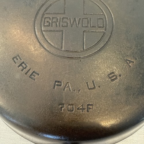 Sartén de hierro fundido Griswold de colección #8 logotipo de bloque grande de EE. UU. 704P caños dobles - Imagen 3 de 23