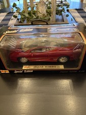 MAISTO 1/18 Special Edition JAGUAR XJ 220 Red (1992)