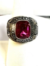 HONOLULU CHAMINADE UNIVERSITY RED STONE RING IN CELESTRIUM SZ 8 ((reg$399))