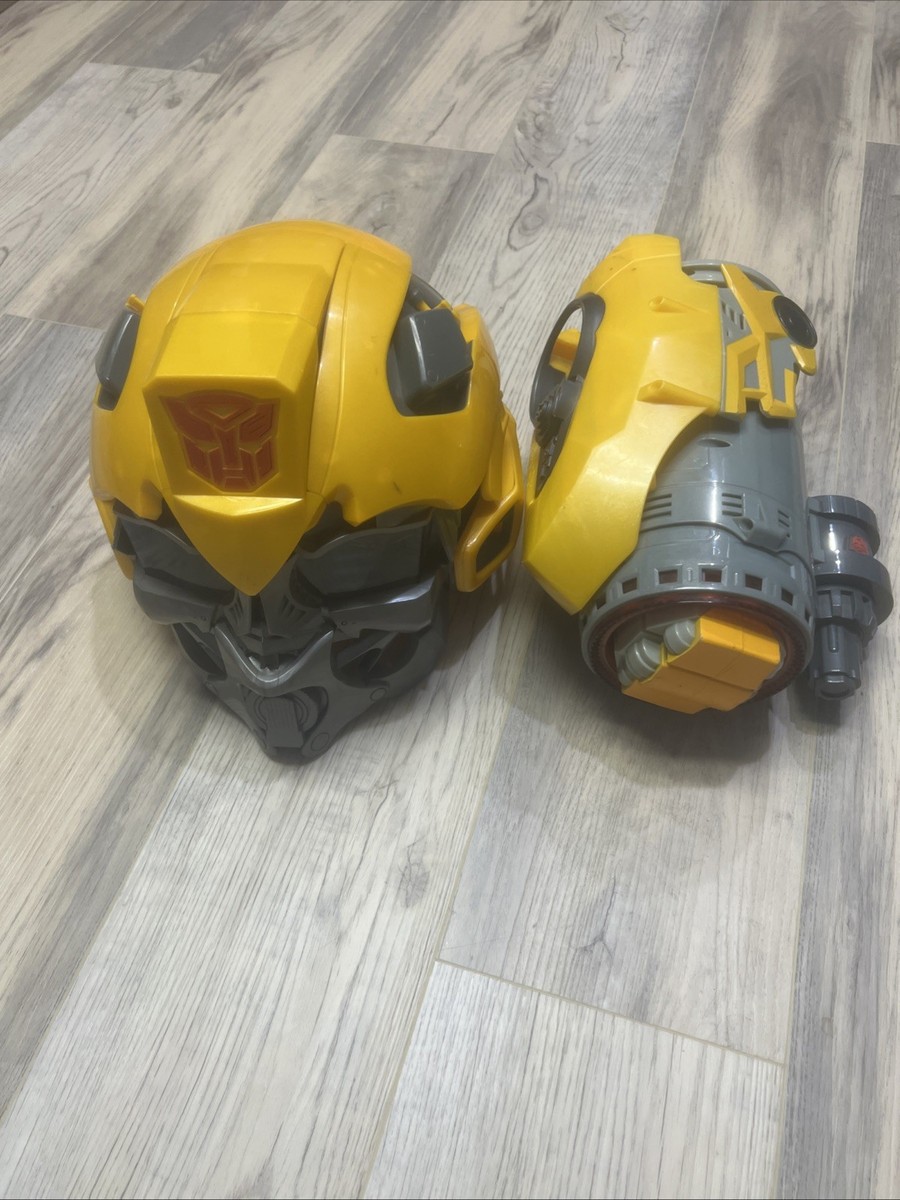 Hasbro 2008 Transformers Bumblebee Cannon Blaster Helmet Works