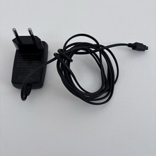 Alimentatore Sony Ericsson CST-13 con connettore di sistema combinato per vecchi modelli di cellulare