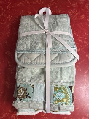Cooking Concepts Paddle Cutting Board Kitchen Towel Potholder Gift Set NEW