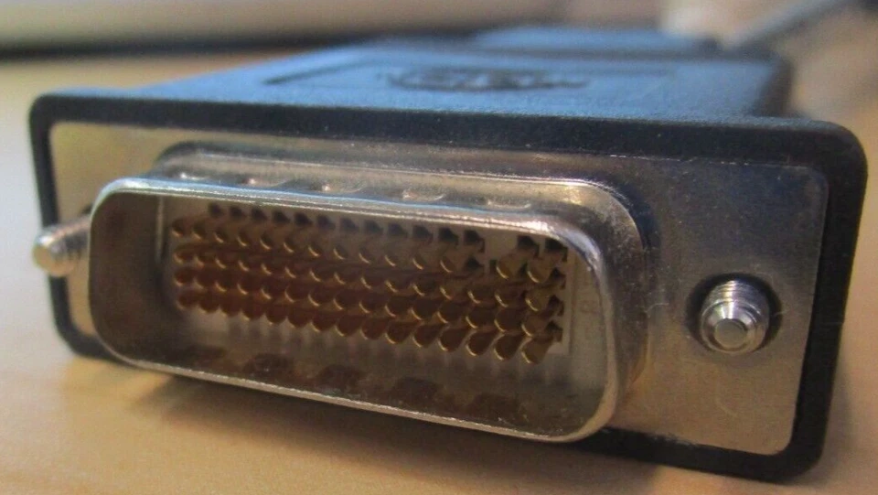 Genuine MOLEX CN-0H9361-52204, 59-PIN to Dual DVI Splitter, DMS-59 to Dual DVI - Image 3 of 4