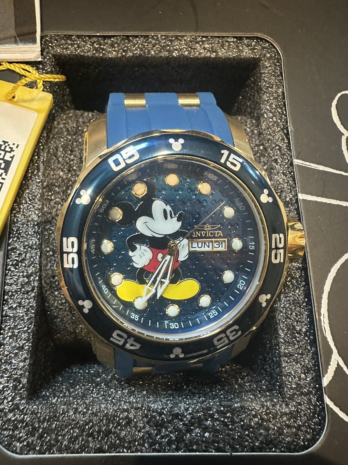 Disney Invicta Collection Invicta INVICTA Watches Disney Limited Edition Mickey Mouse Disney Man ...