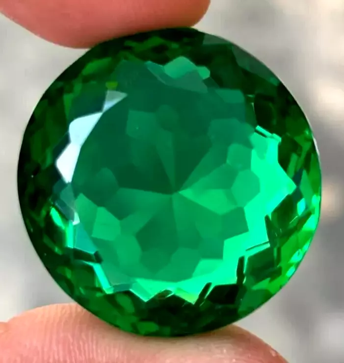 92.65 Ct. Large Green Colombian Emerald Round Cut Loose Gemstone Gift for Women - Image 2 of 4