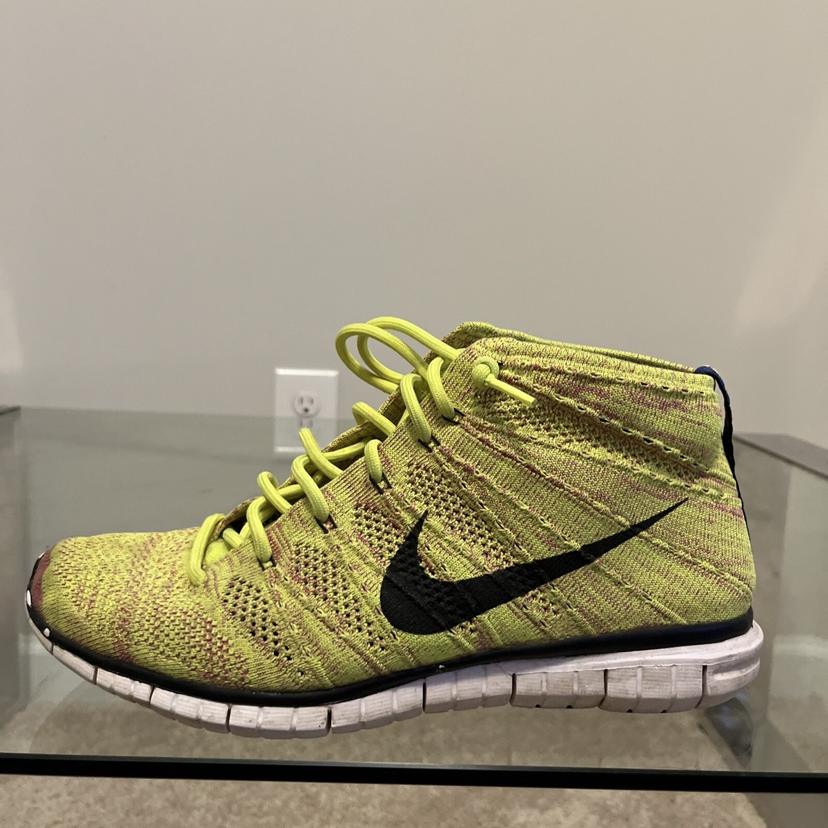 Nike Free Run Flyknit Chukka Sneakers Mens Size 10 Volt Yellow