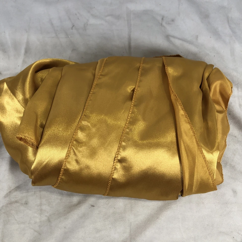 Gold Satin Runner 12 x 108 10-pack Round Table - Image 4 of 4