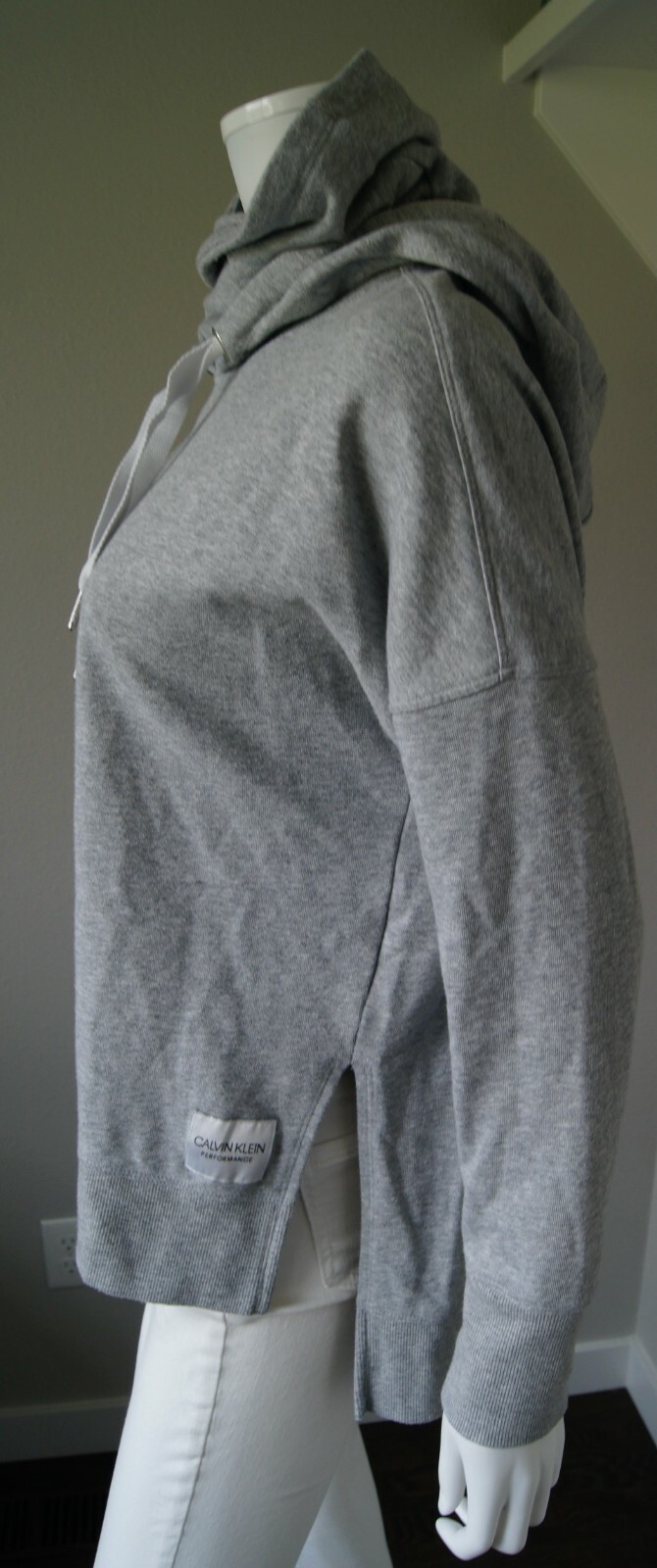 Calvin Klein PERFORMANCE Solid Gray Pullover Athl… - image 7