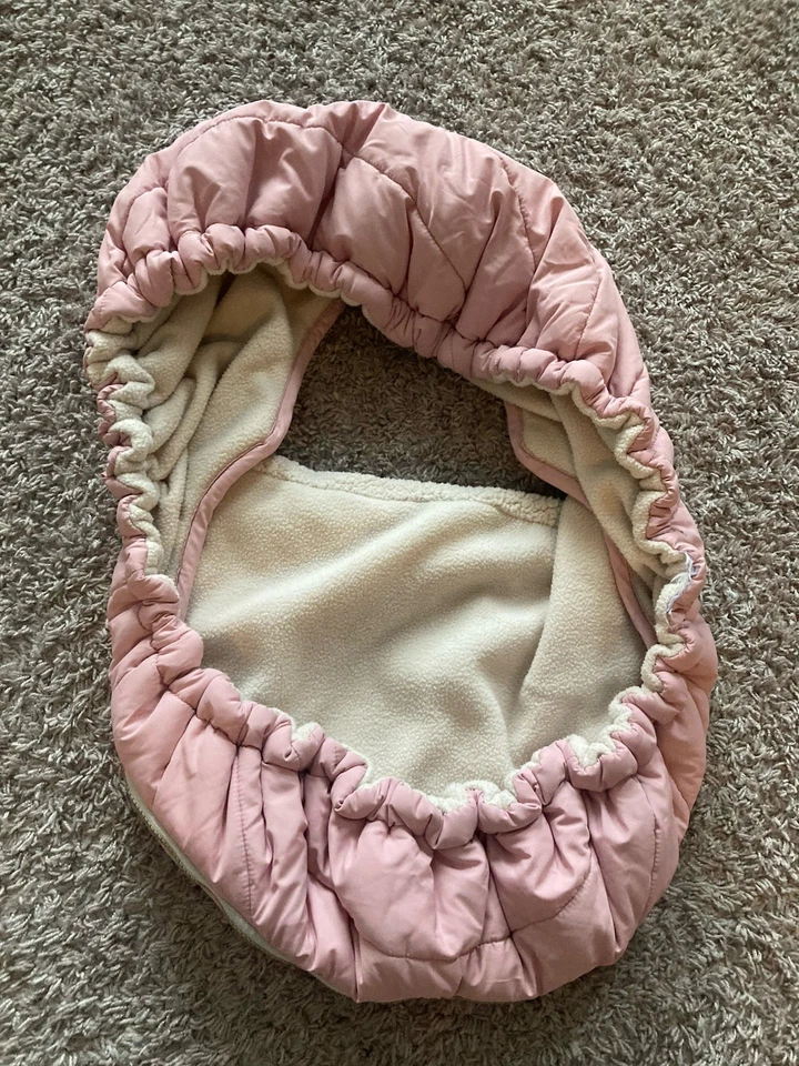 Cochecito Pottery Barn Kids JJ Cole bebé rosa claro asiento de coche paquete Foto 2 de 2