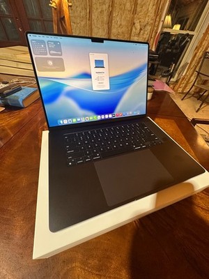 128GB Apple MacBook Pro 16'' M4 Max 16-Core CPU 40-Core GPU 4TB Blk Nano-texture