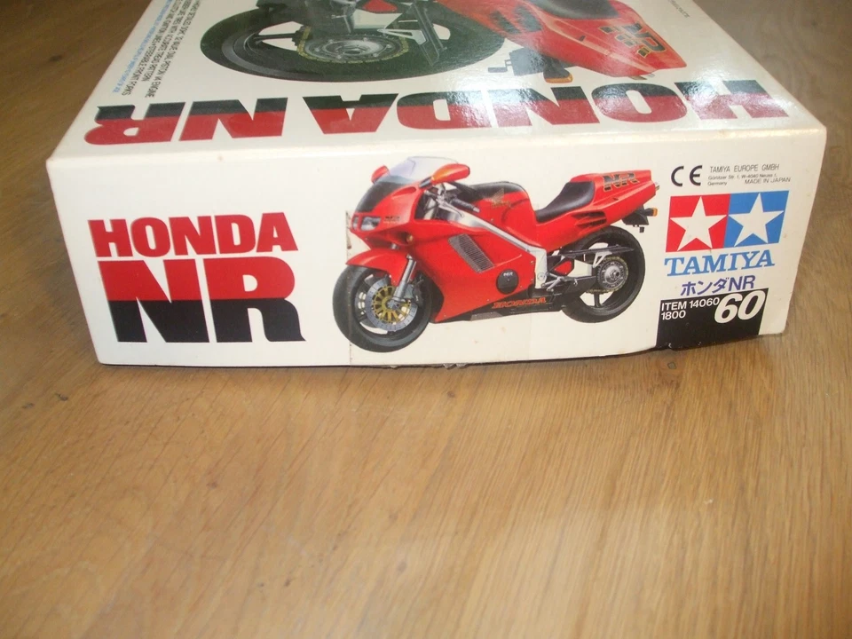 Tamiya Honda NR von 1992, neu! - Bild 4 von 4