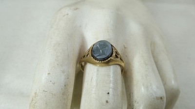 Vintage 9ct Gold 375 Hematite Centurion Signet Ring London 1982 Size P/8