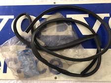 Porte arrière et accessoires Volvo 244