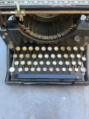ANTIQUE UNDERWOOD NO 5 BLACK STANDARD TYPEWRITER 1919 For Parts No