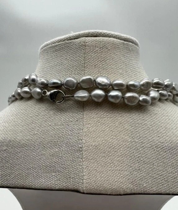 🐚 “Lustrous Intentions” HONORA 34” 银灰色戒指珍珠项链 | — 第 4/4 张图片