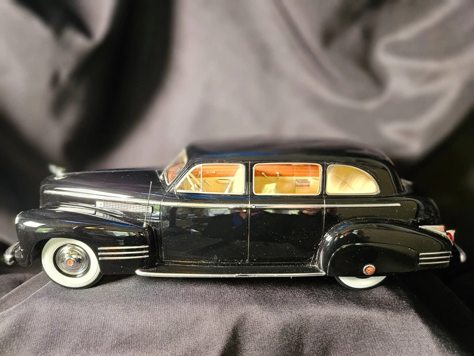 BOS Models 1941 Cadillac Fleetwood 75 Touring Sedan 1:18 Scale Inv. #4337 - Image 2 of 4