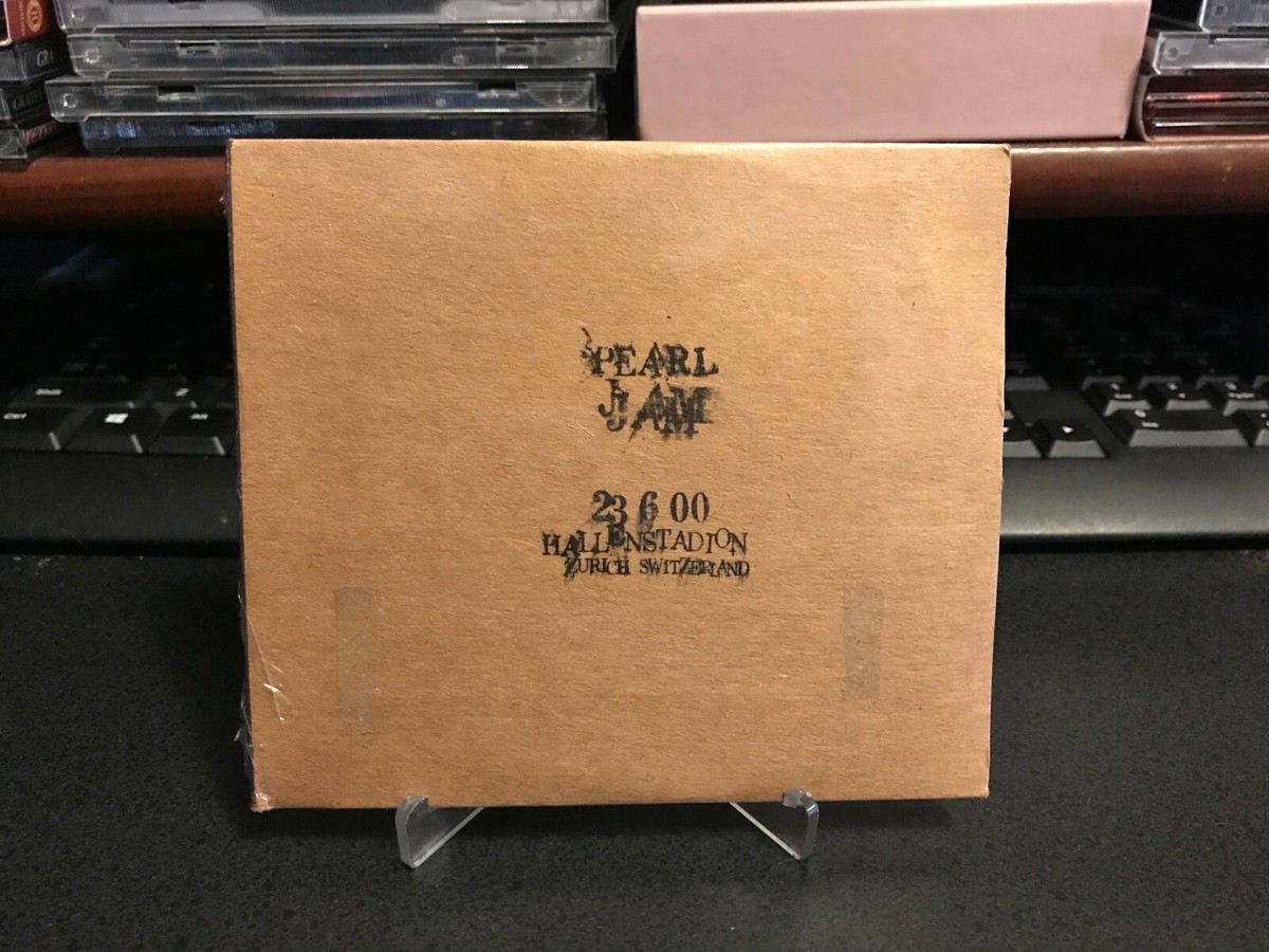 Pearl Jam SEALED 2 CD - 6.23.00 - Hallenstadion Zurich Switzerland
