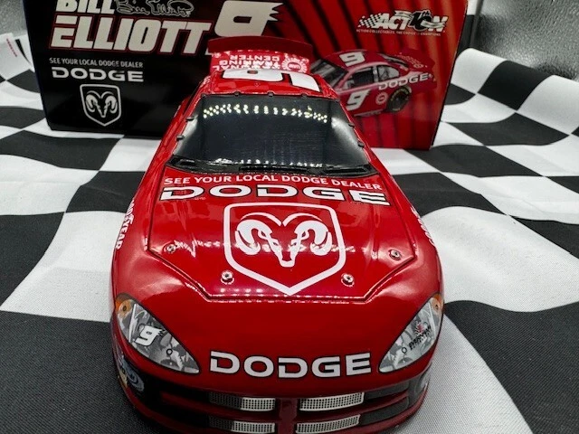 Dodge Intrepid 2002 Bill Elliott #9 escala 1:24 banco acción carreras coleccionables Foto 2 de 4