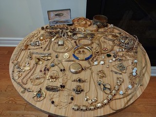 Huge 10k 12k Gold Filled G.E.P Gold tone Vintage Scrap & Not Scrap Items Lot