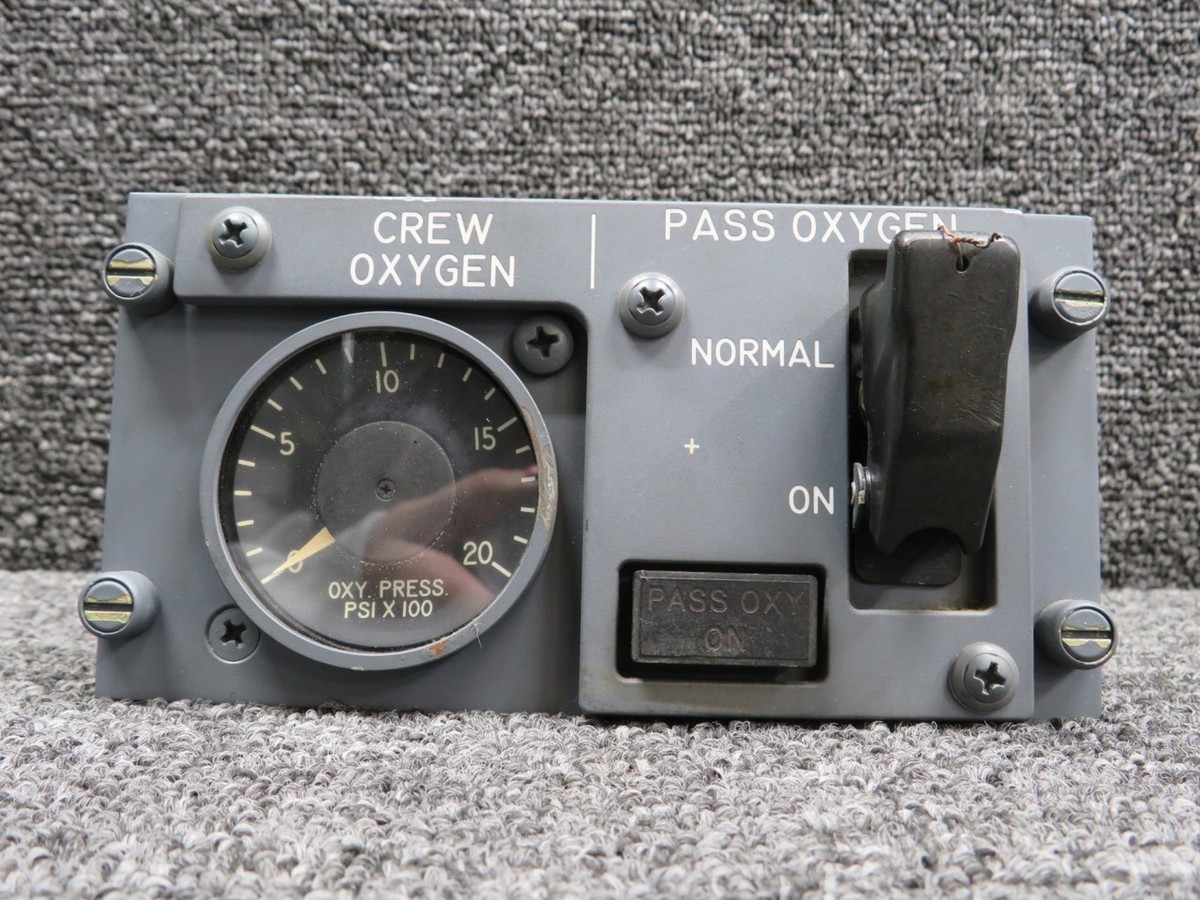 69-37322-15 Boeing 737-800 Oxygen Pressure Control Panel | eBay
