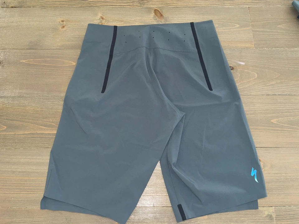 Pantalones cortos especializados Trail Air para mujer 64221 Cast Battleship azul/gris Foto 2 de 4