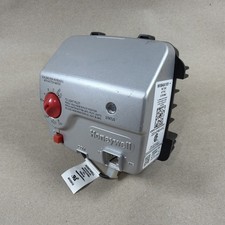 TESTED     Genuine Honeywell Water Heater Gas Valve WV8840A1001  4 