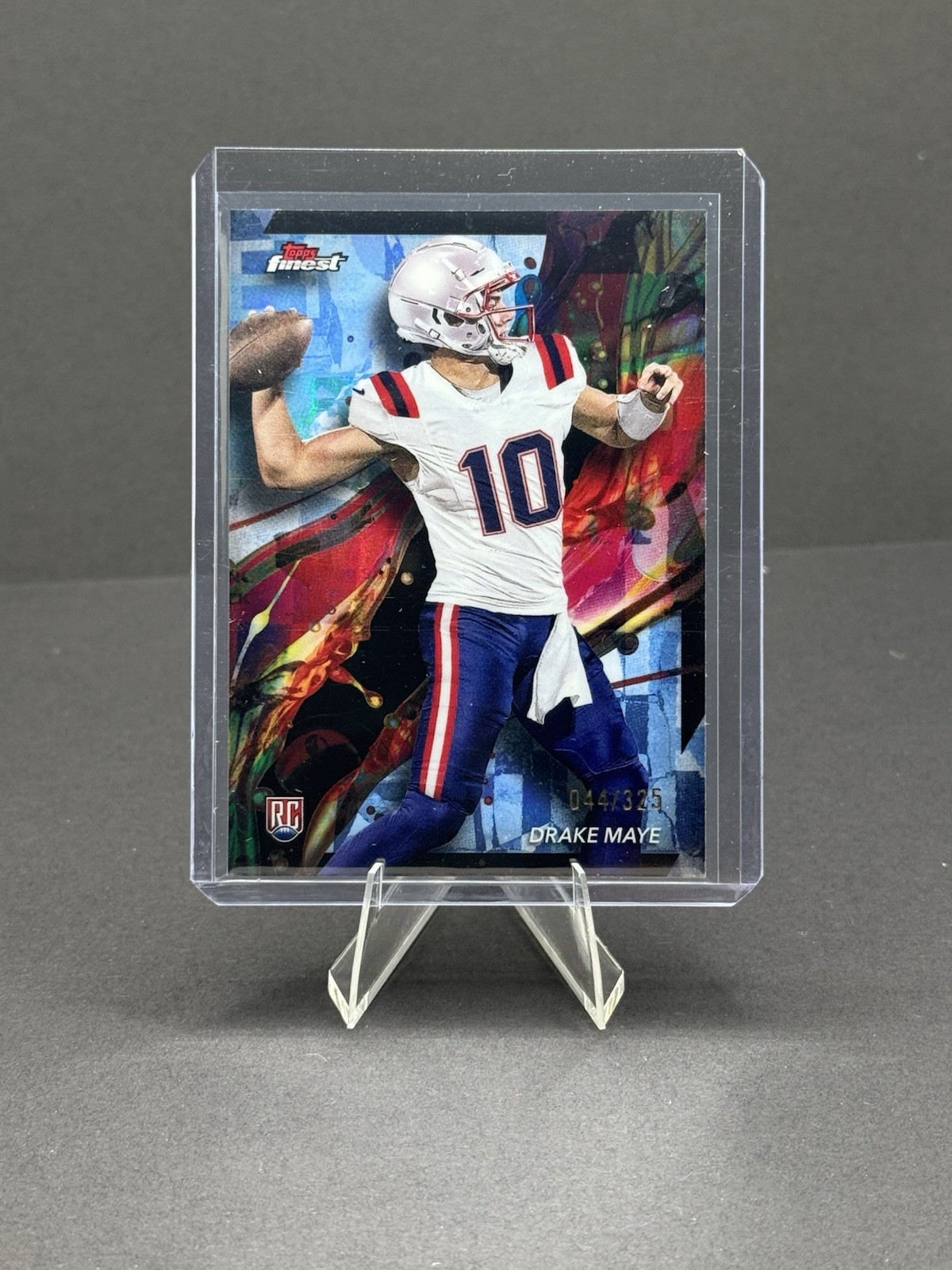 2024 Topps Finest - Common Drake Maye #62 Sky Blue Refractor /325 (RC)